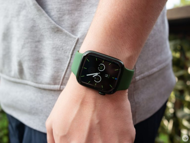 apple-watch-series-7-wrist-1-scaled