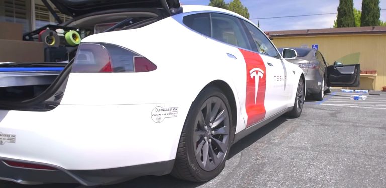 tesla-mobile-service-video